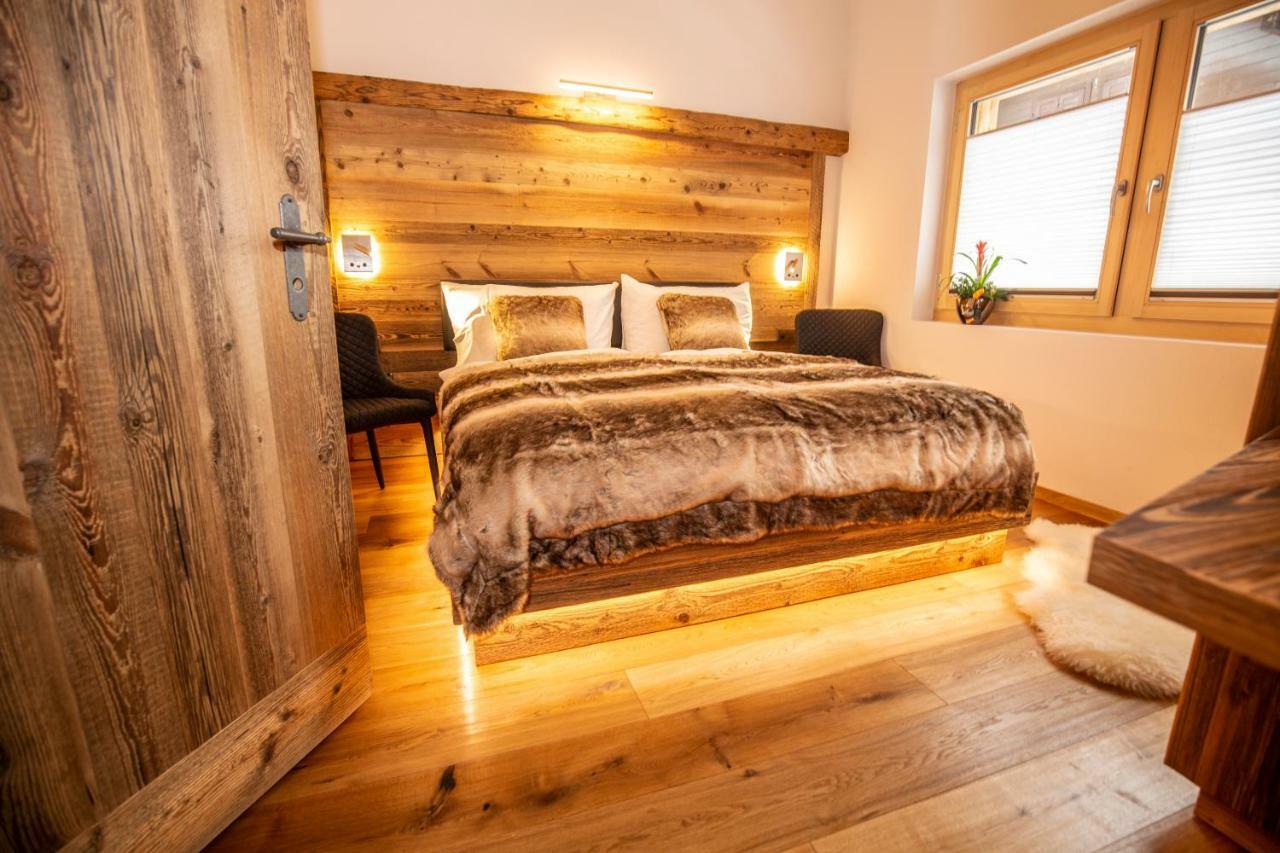 Palace Luxury Wellness Apartment And Boutique Hotel Ski-In-Out Saas-Fee Esterno foto
