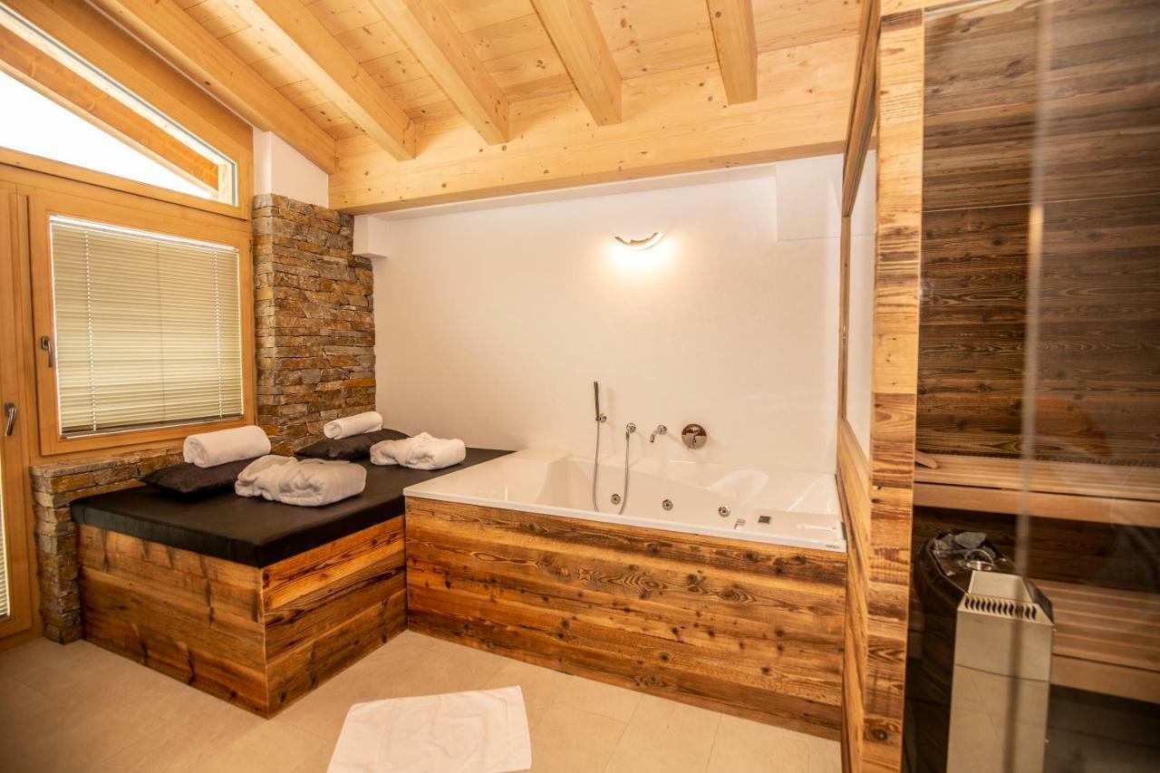 Palace Luxury Wellness Apartment And Boutique Hotel Ski-In-Out Saas-Fee Esterno foto