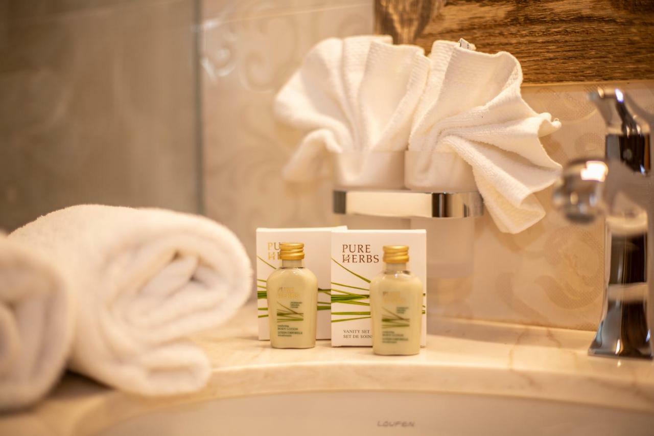 Palace Luxury Wellness Apartment And Boutique Hotel Ski-In-Out Saas-Fee Esterno foto