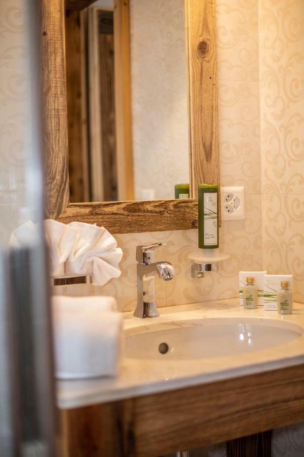 Palace Luxury Wellness Apartment And Boutique Hotel Ski-In-Out Saas-Fee Esterno foto